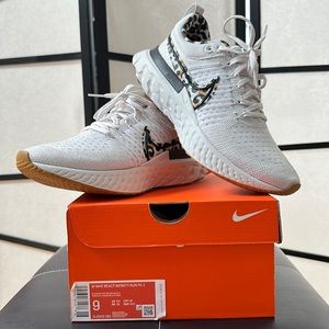 BNIB Women Nike React Infinity Run Fly Knit 2 - Size 9